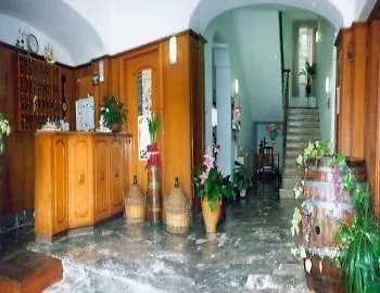 Szálloda Thomas Forio di Ischia